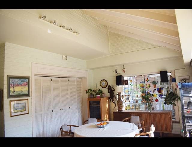 3 BEDROOM HOUSE FOR SALE IN MELROSE NORTH